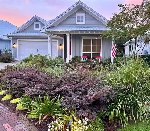 2499 Bienville Ave, Gulf Shores, AL 36542
