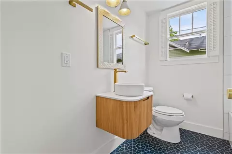 Bath - 108 Carlen St N, Mobile, AL 36607 photo 1 of 3