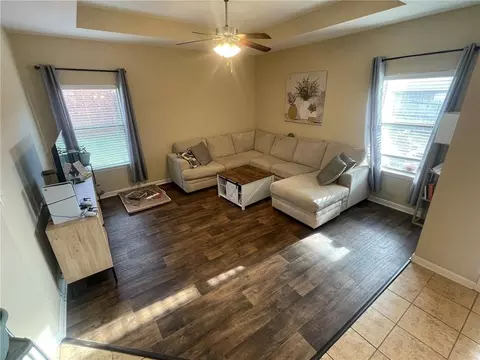 Living - 2518 Hedgerow Dr, Mobile, AL 36695 photo 1 of 2
