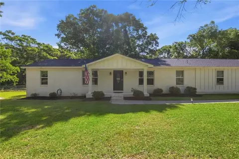 6685 Voran Dr, Theodore, AL 36582