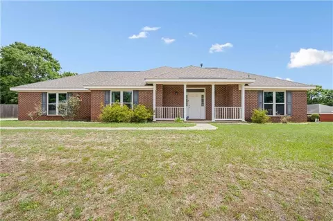 1980 Jonah Dr, Semmes, AL 36575