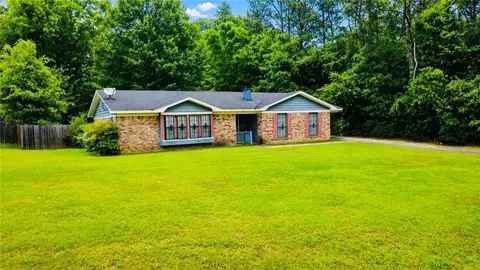 2070 Sky Vista Dr W, Semmes, AL 36575