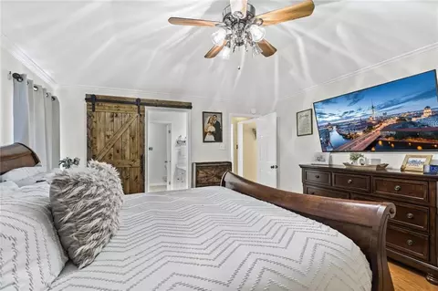 Bedroom - 7710 Meadows Dr N, Mobile, AL 36619 photo 2 of 4