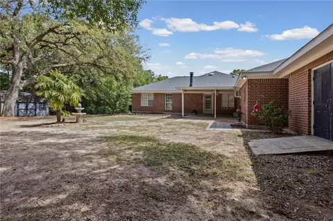 Exterior - 7710 Meadows Dr N, Mobile, AL 36619 photo 4 of 5
