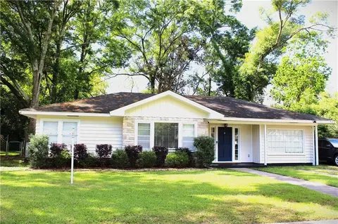 2769 N Chadwick Dr, Mobile, AL 36606