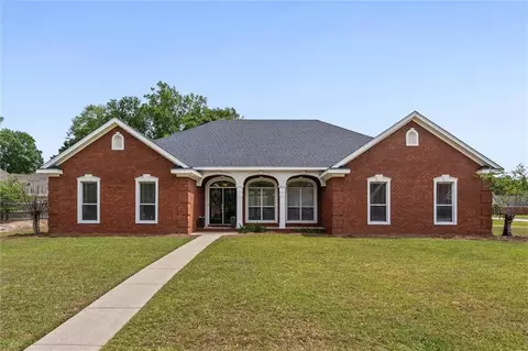 6638 Lubarrett Way S, Mobile, AL 36695