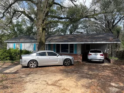 3202 Lott Rd, Eight Mile, AL 36613