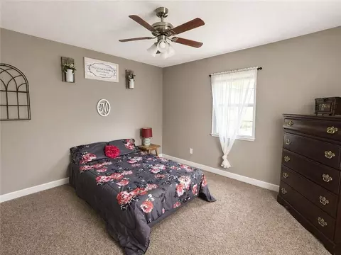 Bedroom - 257 9th Ave, Chickasaw, AL 36611 photo 3 of 5