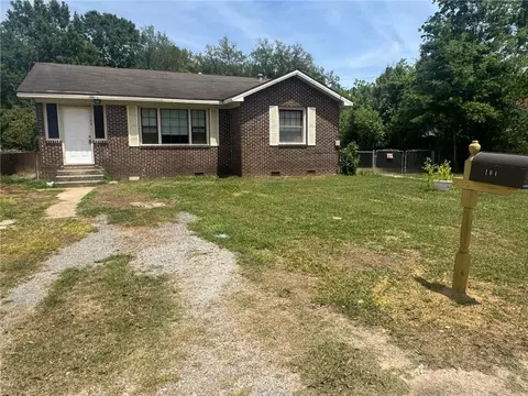 104 8th Ave, Chickasaw, AL 36611