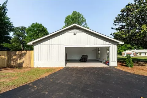 Other - 2549 Meadowview Dr, Mobile, AL 36695 photo 11 of 12