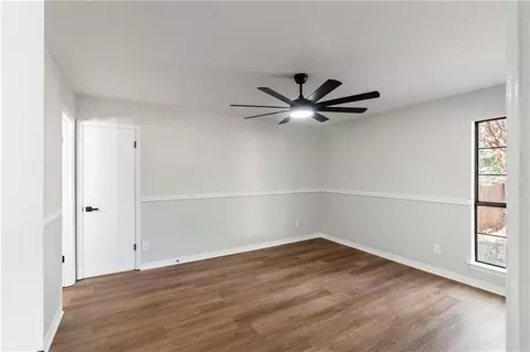Bedroom - 2549 Meadowview Dr, Mobile, AL 36695 photo 3 of 6