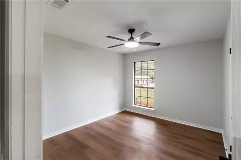 Bedroom - 2549 Meadowview Dr, Mobile, AL 36695 photo 1 of 6