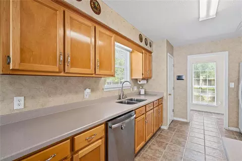 Kitchen - 6740 Barnes Dr E, Theodore, AL 36582 photo 1 of 3