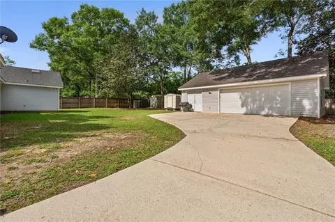 Exterior - 6740 Barnes Dr E, Theodore, AL 36582 photo 2 of 4