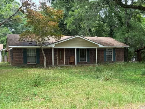 7030 Laverne Dr S, Mobile, AL 36618