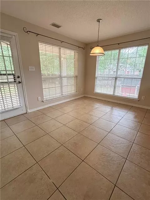 Dining - 1765 Donham Dr, Mobile, AL 36618 photo 1 of 1