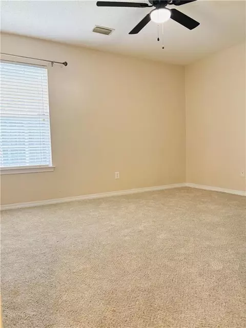 Bedroom - 1765 Donham Dr, Mobile, AL 36618 photo 2 of 3