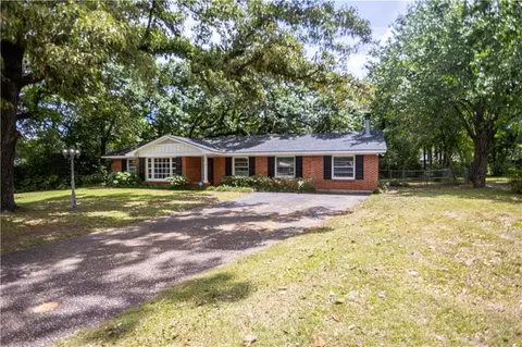 5855 Zeigler Blvd, Mobile, AL 36608