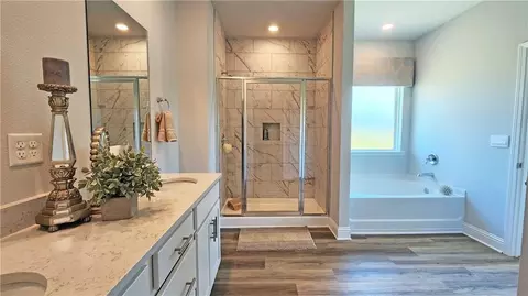 Bath - 3877 Newman Rd, Mobile, AL 36695 photo 1 of 3