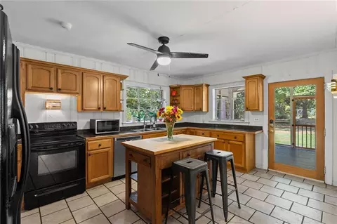 Kitchen - 312 Gaines Ave, Mobile, AL 36609 photo 1 of 3