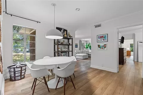 Dining - 312 Gaines Ave, Mobile, AL 36609 photo 3 of 3