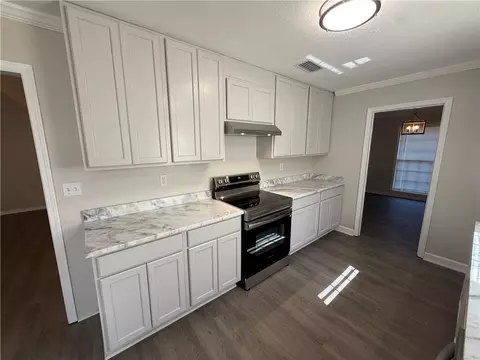 Kitchen - 6405 Pinehurst Run, Mobile, AL 36608 photo 3 of 4