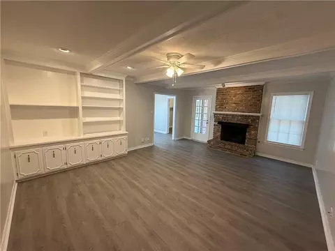Living - 6405 Pinehurst Run, Mobile, AL 36608 photo 5 of 7