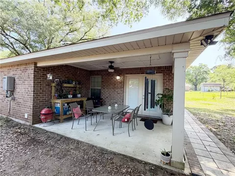 Exterior - 7351 Griffice Rd, Mobile, AL 36618 photo 7 of 17