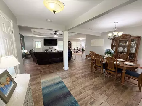 Entry Way - 7351 Griffice Rd, Mobile, AL 36618 photo 1 of 3