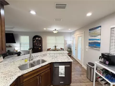 Kitchen - 7351 Griffice Rd, Mobile, AL 36618 photo 2 of 2