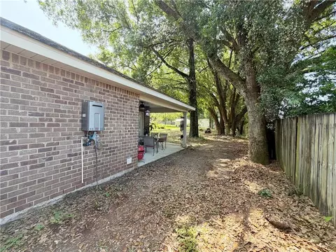 Exterior - 7351 Griffice Rd, Mobile, AL 36618 photo 11 of 17