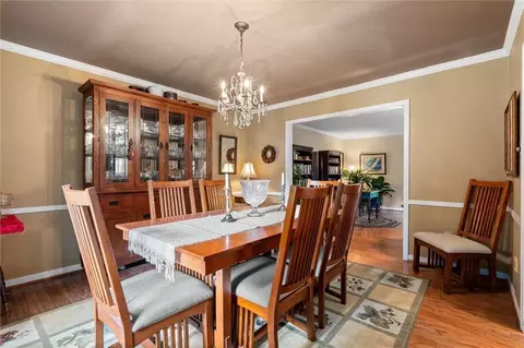 Dining - 559 Cumberland Rd, Mobile, AL 36608 photo 2 of 3