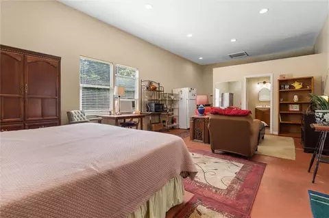 Bedroom - 559 Cumberland Rd, Mobile, AL 36608 photo 5 of 6