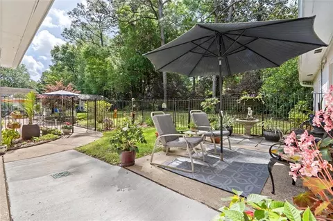 Exterior - 559 Cumberland Rd, Mobile, AL 36608 photo 4 of 11