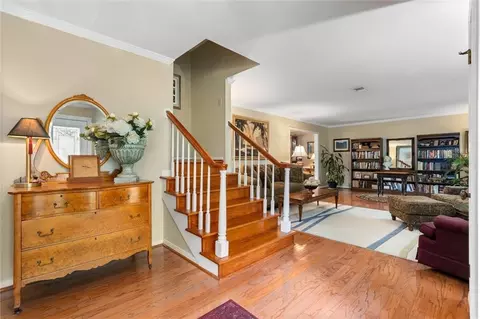 Entry Way - 559 Cumberland Rd, Mobile, AL 36608 photo 1 of 5