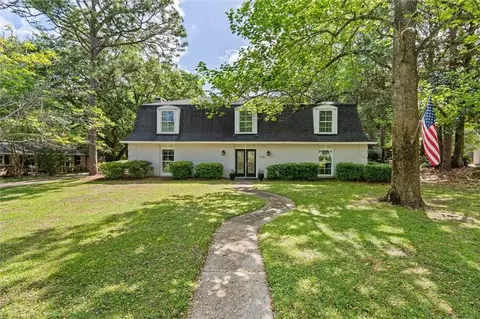 Exterior - 559 Cumberland Rd, Mobile, AL 36608 photo 11 of 11