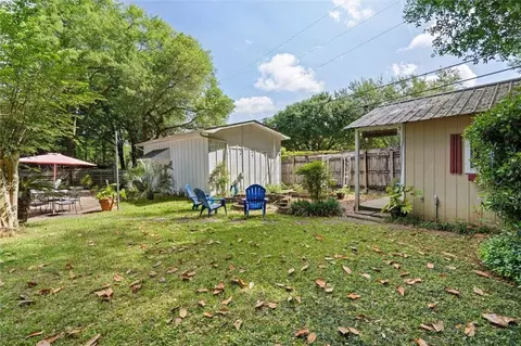 Exterior - 559 Cumberland Rd, Mobile, AL 36608 photo 8 of 11