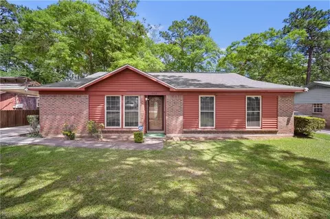 1020 Middle Ring Rd, Mobile, AL 36608