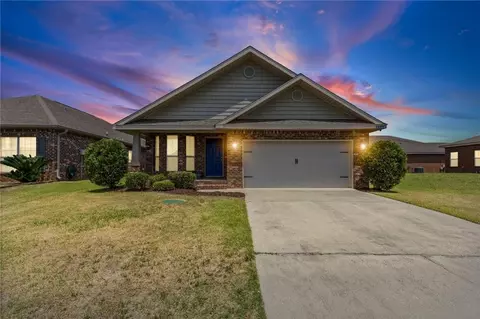 9768 Winchester Cir N, Semmes, AL 36575