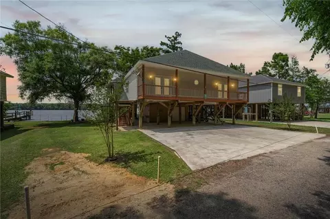 41923 Bayou Rd, Bay Minette, AL 36507