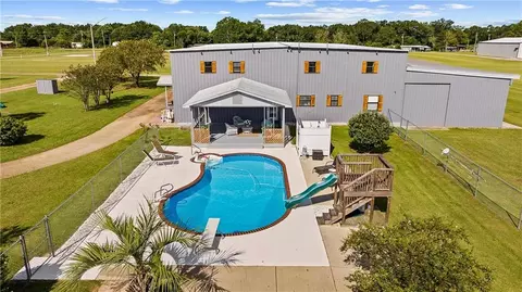21756 Koier Rd, Robertsdale, AL 36567