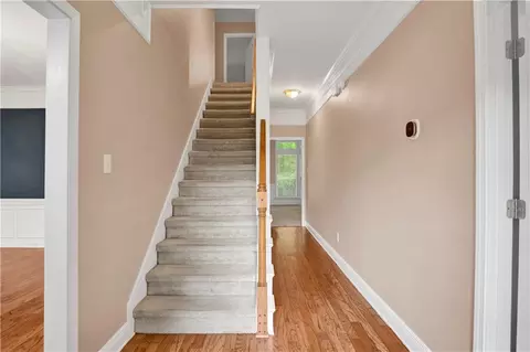 Entry Way - 6770 Deanna Ct, Mobile, AL 36695 photo 3 of 3