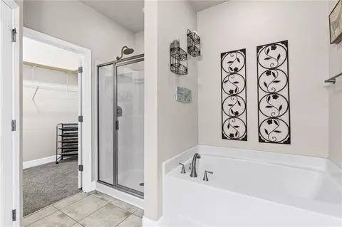 Bath - 2237 Farrington Loop E, Semmes, AL 36575 photo 1 of 1
