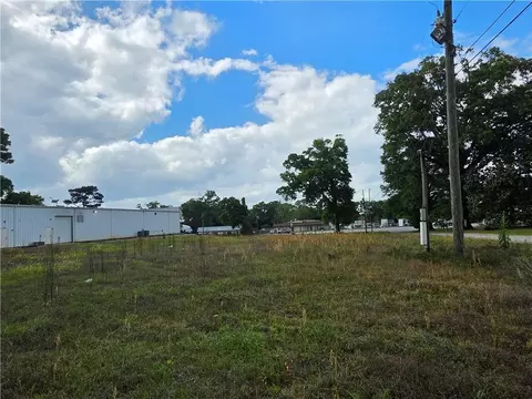 6891 Moffett Rd, Mobile, AL 36618