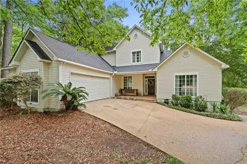 150 Lakeview Loop, Daphne, AL 36526