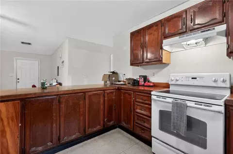 Kitchen - 4401 Wilmer Dr, Mobile, AL 36619 photo 1 of 3