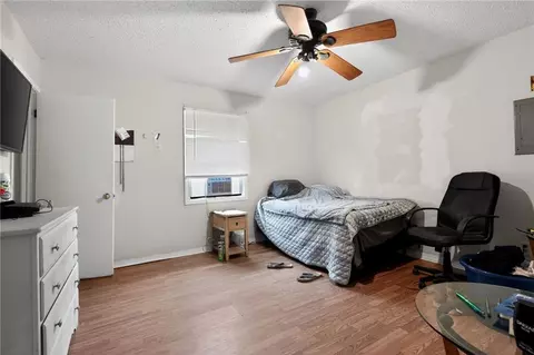 Bedroom - 4401 Wilmer Dr, Mobile, AL 36619 photo 4 of 5