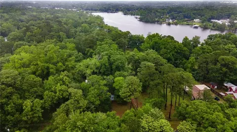 View/Area - 2314 Burgett Rd, Mobile, AL 36605 photo 2 of 7