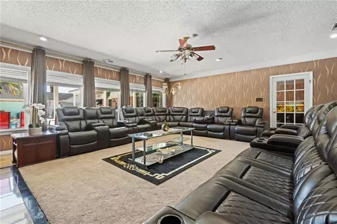 Living - 1255 Spring Valley Dr E, Mobile, AL 36693 photo 3 of 3
