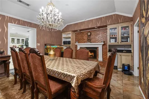 Dining - 1255 Spring Valley Dr E, Mobile, AL 36693 photo 1 of 2